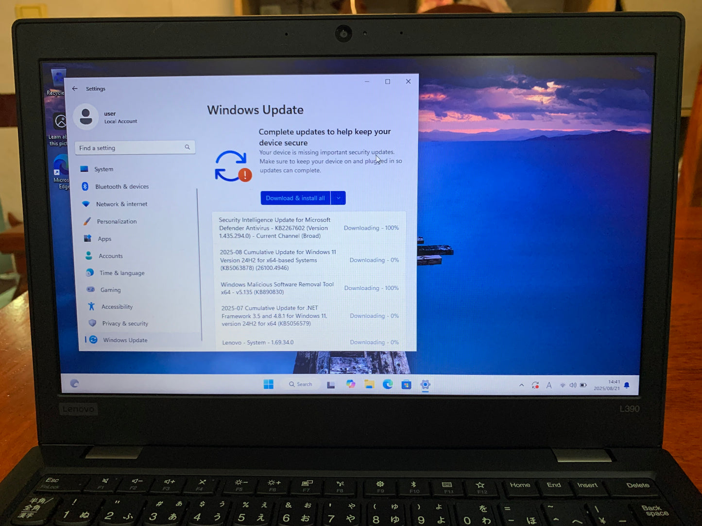 Lenovo L390 ជំនាន់ទី 8 i5 Won 11 Genuine License