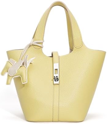 Women's Leather Tote Bag, Small, Cute, Fashionable, Large Capacity, Lightweight, Commuting, Popular, High Visibility, Simple, Soft, Freestanding, Inner Pocket Included, Charm Included