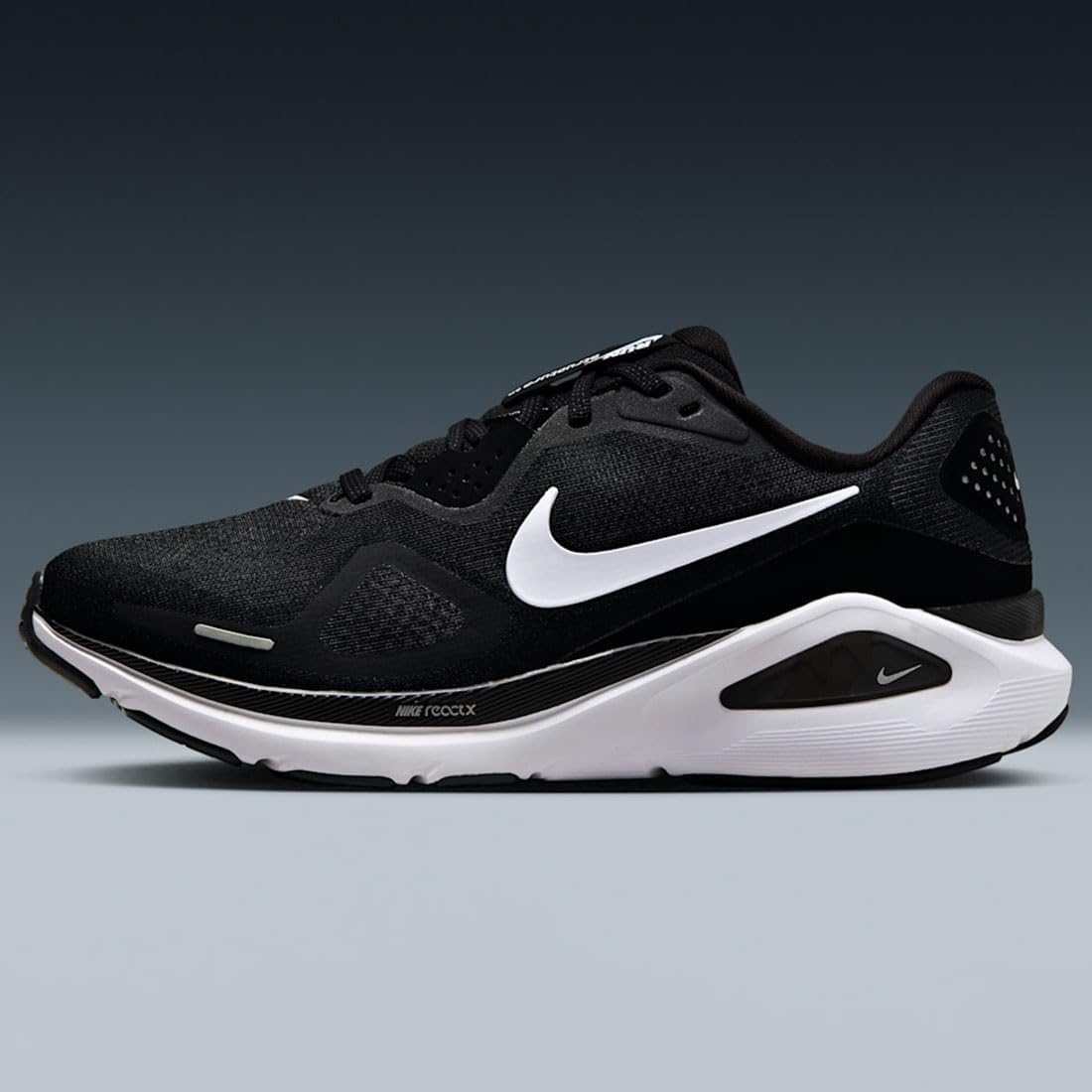 Nike HQ2589-001 Structure 26 W Black/Wolf Grey/Metallic Silver/White