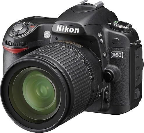 Nikon D80 AF-S DX 18-135G Lens Kit