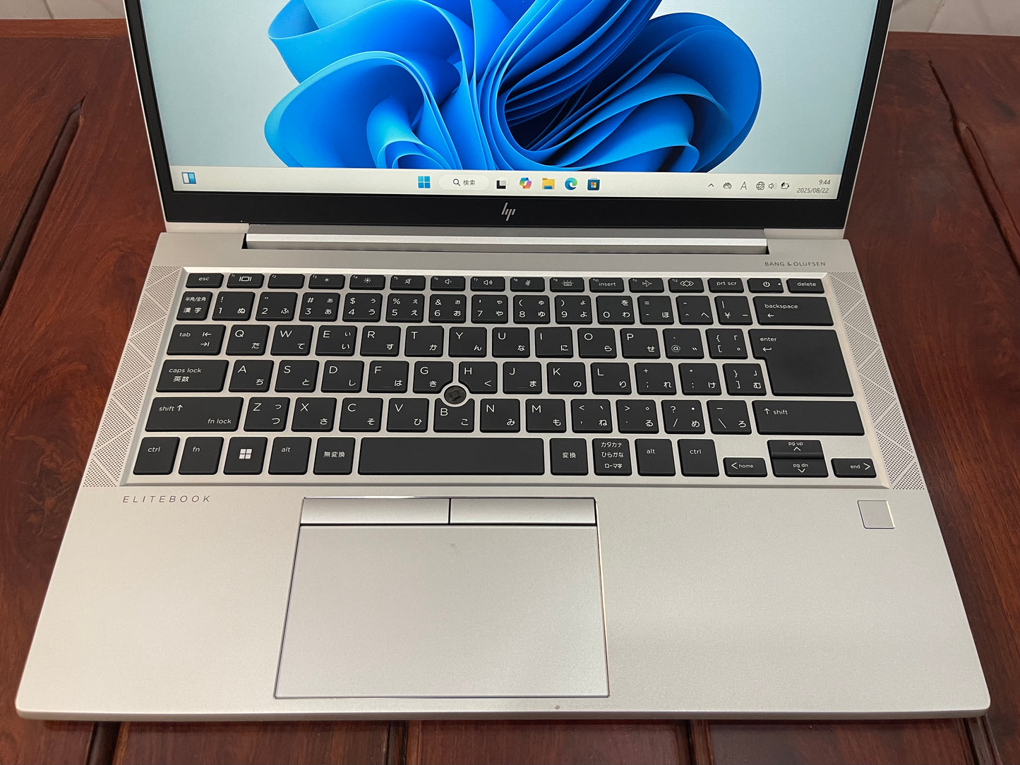 HP EliteBook 840 G8 ជំនាន់ទី 11 Win 11 Genuine License