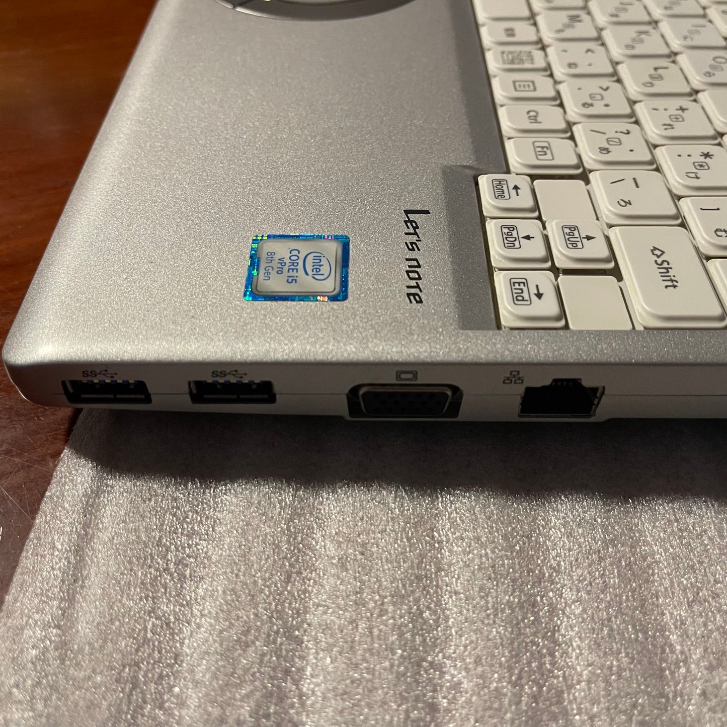 Let’s Note CF-SV7 Series Core i5 ជំនាន់ទី 8